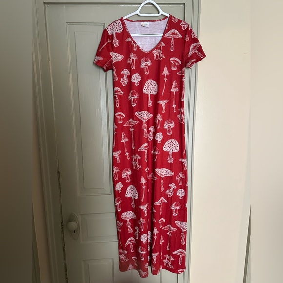 Mushroom maxi dress - Picture 1 of 3